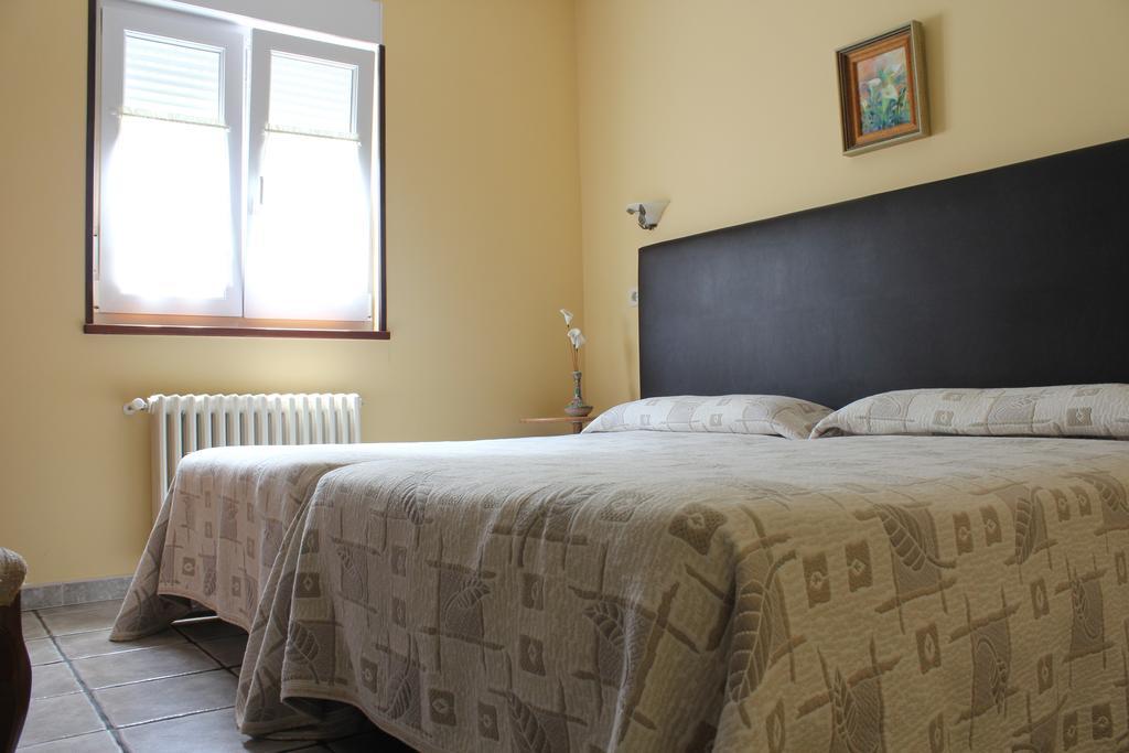 Apartamentos Casa Germana Tapia De Casariego Luaran gambar